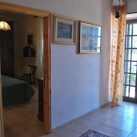 Apartment Di Pieranna Badesi
